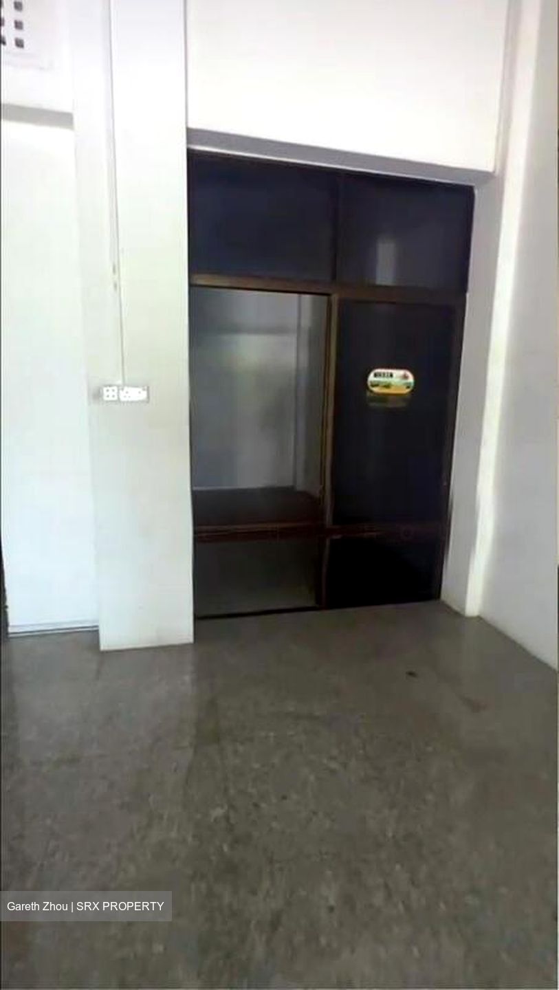 Jalan Besar (D8), Shop House #547074431